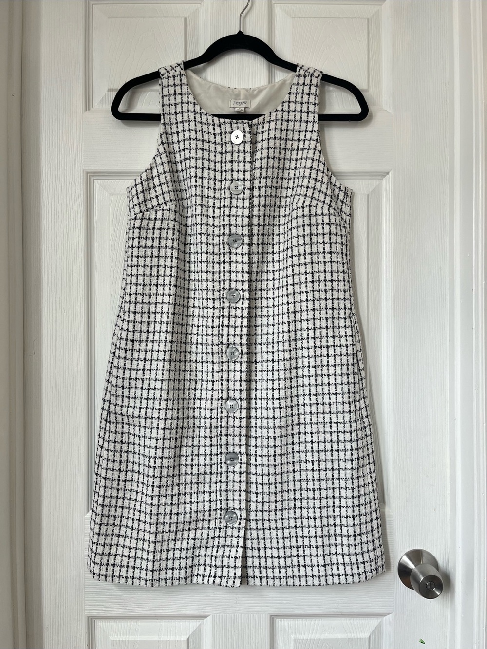J.crew Black & White Tweed sleeveless Button-Front shift Dress size 2